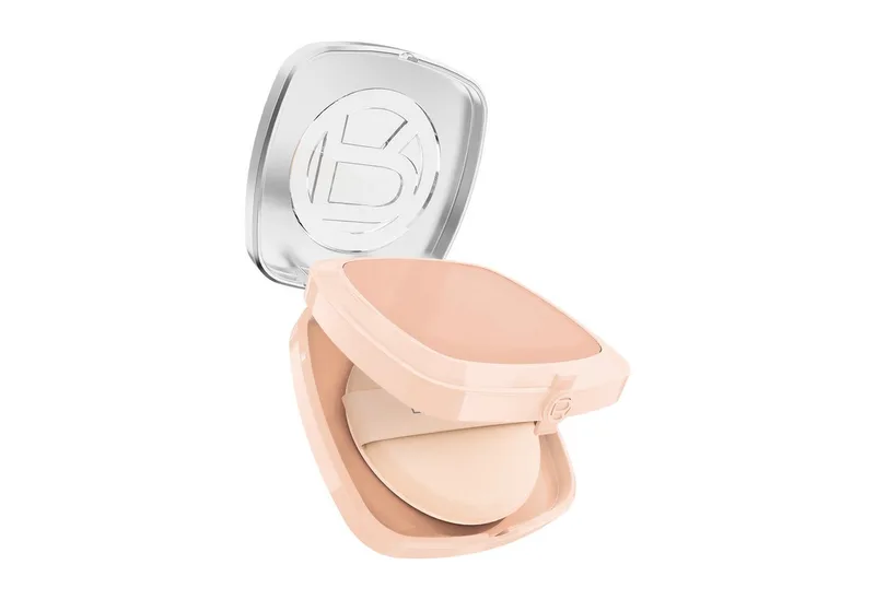 Foundation TRUE MATCH HYALURON TINTED BALM fra L'Oréal Paris i Beige – produktbillede 3 af 3
