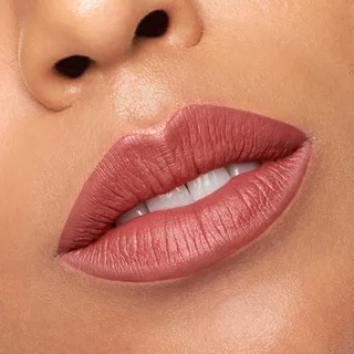 Lippenstift COLOR RICHE INTENSE VOLUME MATTE, mit Arganöl und Hyaluronsäure, pudrig mattes Finish van L'Oréal Paris in Beige – productfoto 2 van 2