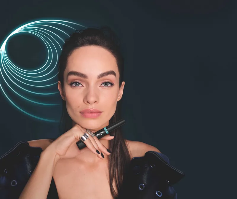 Mascara TELESCOPIC LIFT MASCARA WATERPROOF, mit Lifting-Effekt von L'Oréal Paris in Schwarz – Produktfoto 5 von 5