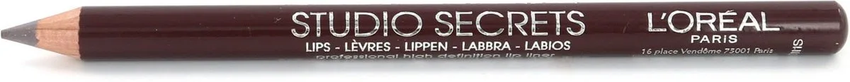 Studio Secrets Lipliner - 041 Plum van L'Oréal Paris in Paars – productfoto
