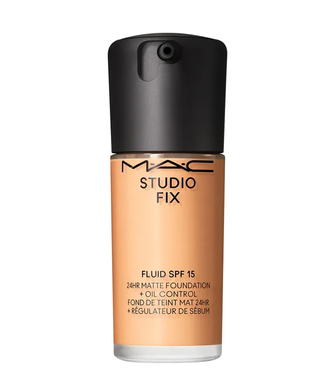 Studio Fix Fluid Foundation SPF15 30 ml NC25 – Langanhaltende 24H Matte Flüssig-Foundation für fettige Haut, hohe Deckkraft & perfekte Öl-Kontrolle von MAC – Produktfoto