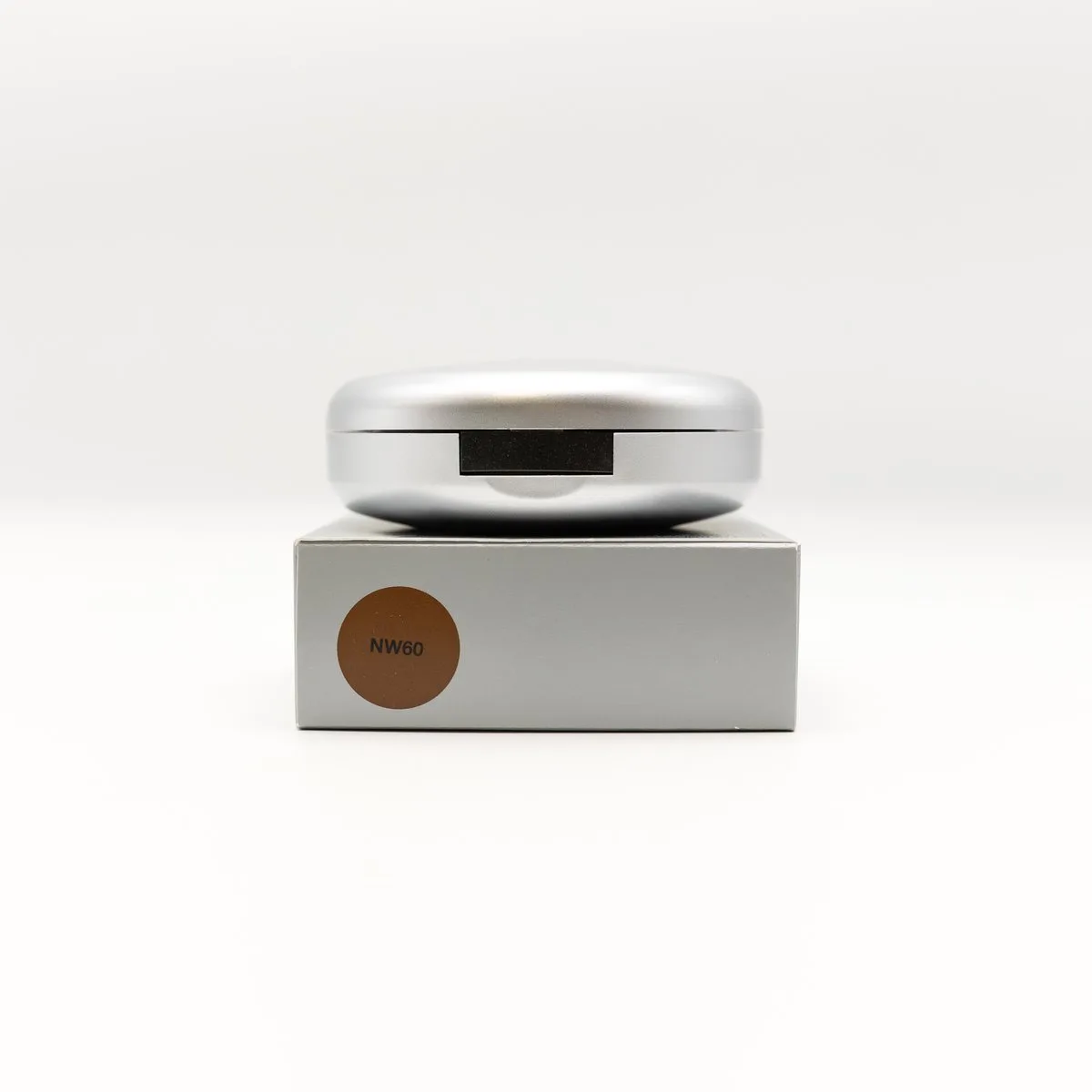 Studio Fix Tech Cream-to-powder Foundation - oude formule de MAC en Nw55 – photo du produit
