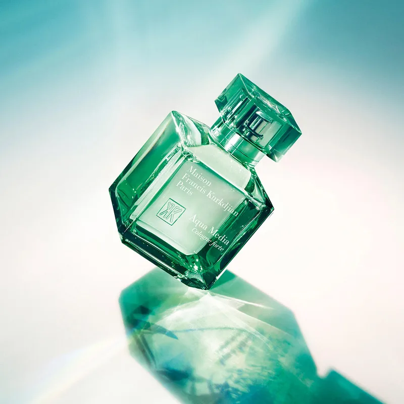 Aqua Media Cologne Forte EdP Nat. Spray fra Maison Francis Kurkdjian – produktbillede 3 af 5