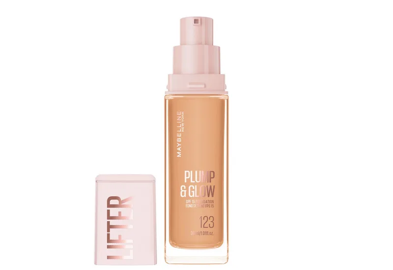 Foundation LIFTER PLUMP AND GLOW FOUNDATION, verleiht sofort einen strahlenden Glow by Maybelline in Beige – product photo