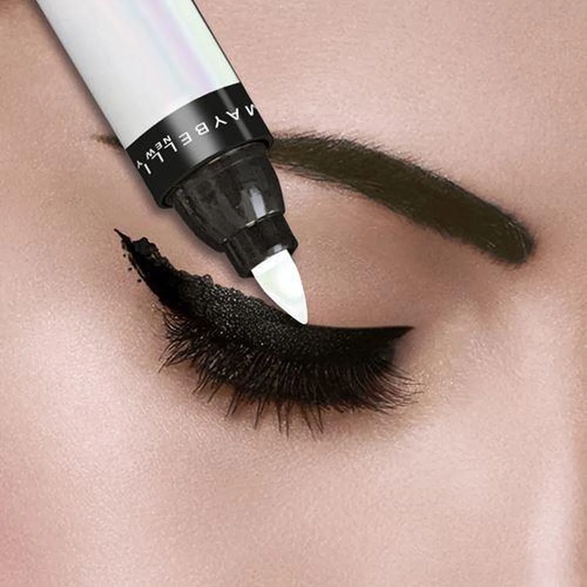 Master Fix Make-up Remover Pen fra Maybelline – produktbillede
