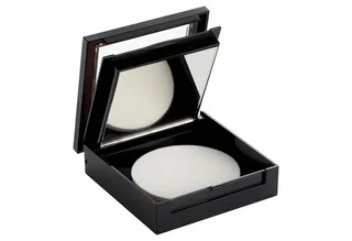 Puder FIT ME! COMPACT POWDER, mit langanhaltender Formel fra Maybelline i Beige – produktbillede 3 af 3