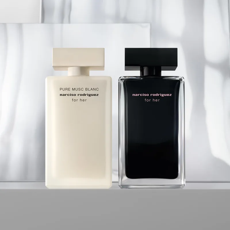 for her Pure Musc Blanc Eau de Parfum Intense Eau de Parfum von Narciso Rodriguez in 30 ml – Produktfoto 4 von 5