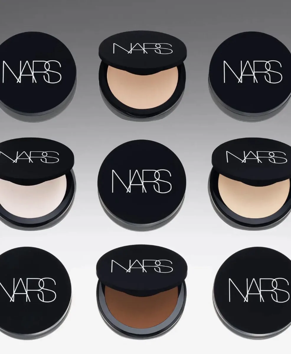 Soft Matte Advanced Perfecting Powder 9 g de NARS en Cove – photo du produit