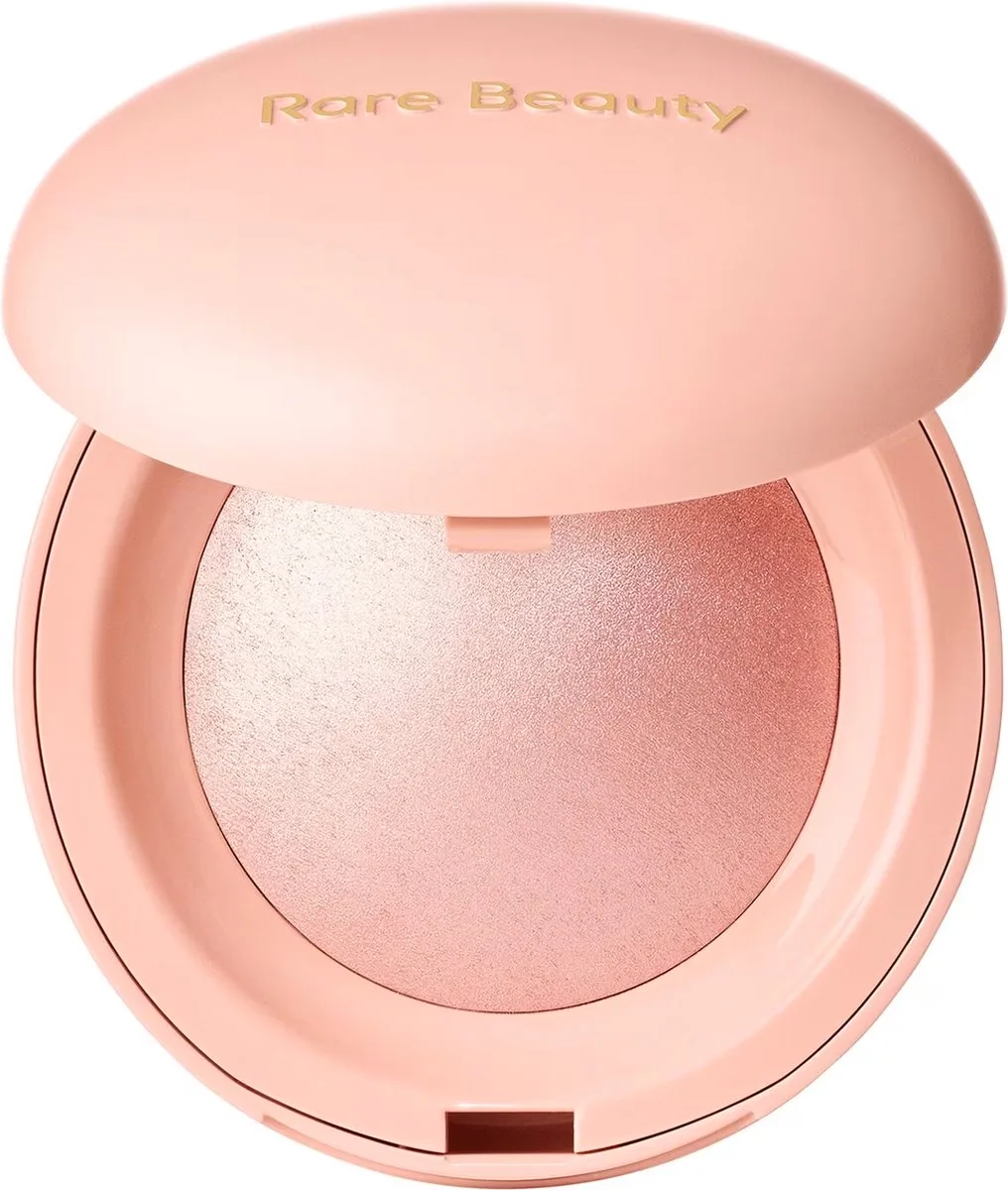 Positive Light Silky Touch Highlighter by Rare Beauty in Mesmerize – product photo
