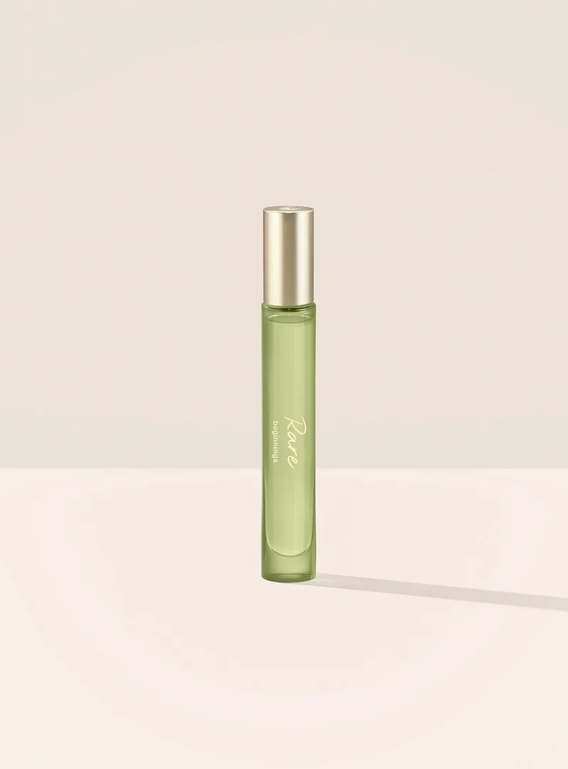 Rare Beginnings Eau de Parfum Travel Spray - Eau de parfum reisformaat fra Rare Beauty i 10 ml – produktbillede