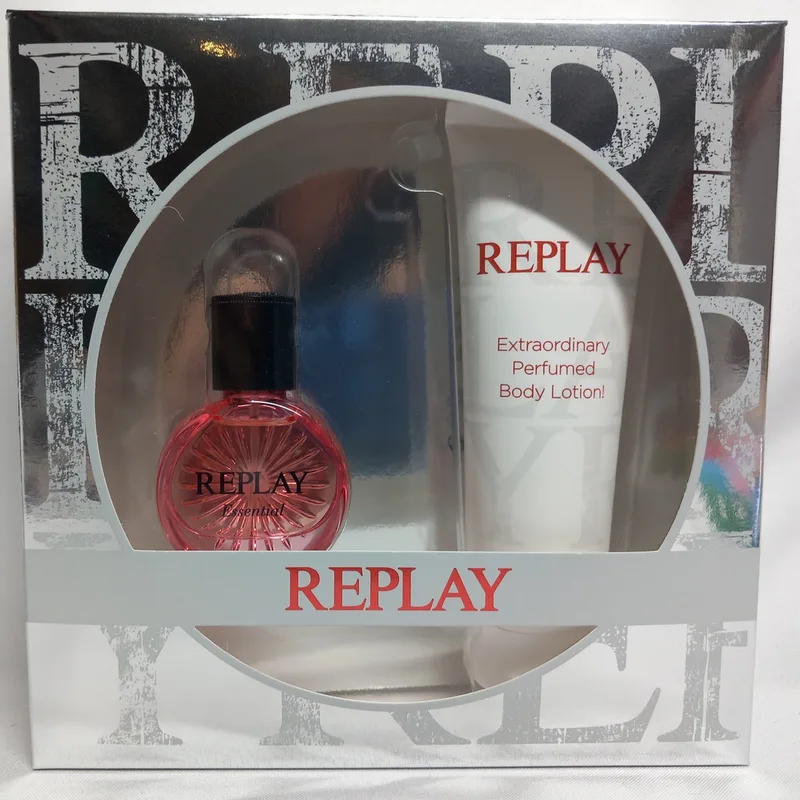 Essential For Her! - Gift Set - 20 ml EDT + 100 ml Bodylotion - Kado Tip !! fra Replay – produktbillede