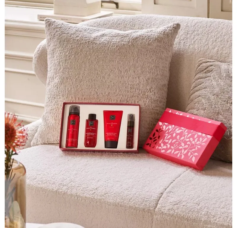 Pflege-Geschenkset Luxus-Pflegeset Limited Edition Ayurveda Geschenkset S 2025, 4-tlg., 4-teiliges Pflegeset mit Duschschaum, Body Cream, Öl & Peeling fra Rituals – produktbillede 4 af 4
