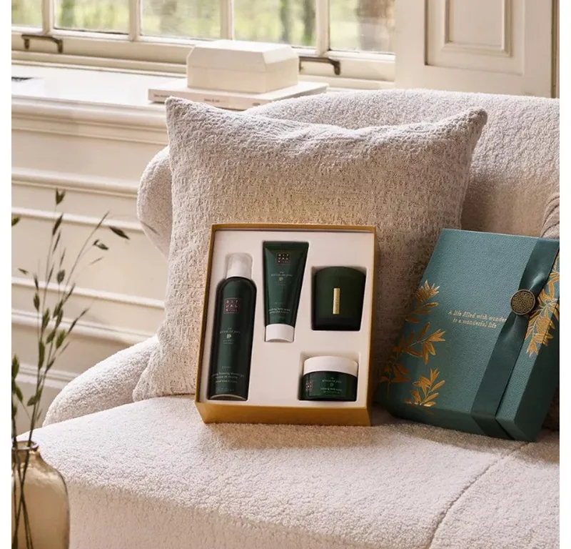 Pflege-Geschenkset Rituals The Ritual of Jing Medium Gift Set, 4-tlg., Pflegeset mit Duschschaum, Body Cream, Scrub & Duftkerze fra Rituals i Grøn – produktbillede 4 af 4
