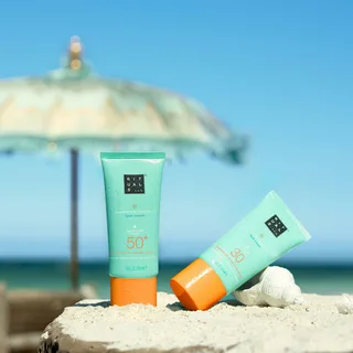 Sun Protection Face Cream SPF 30 van Rituals in 50 ml – productfoto 3 van 4