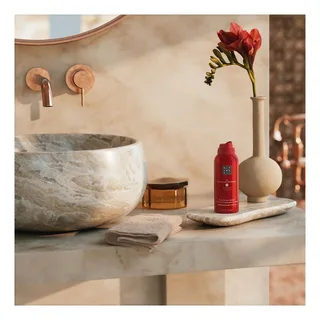 The Ritual of Ayurveda Body Lotion Mousse van Rituals – productfoto 5 van 5