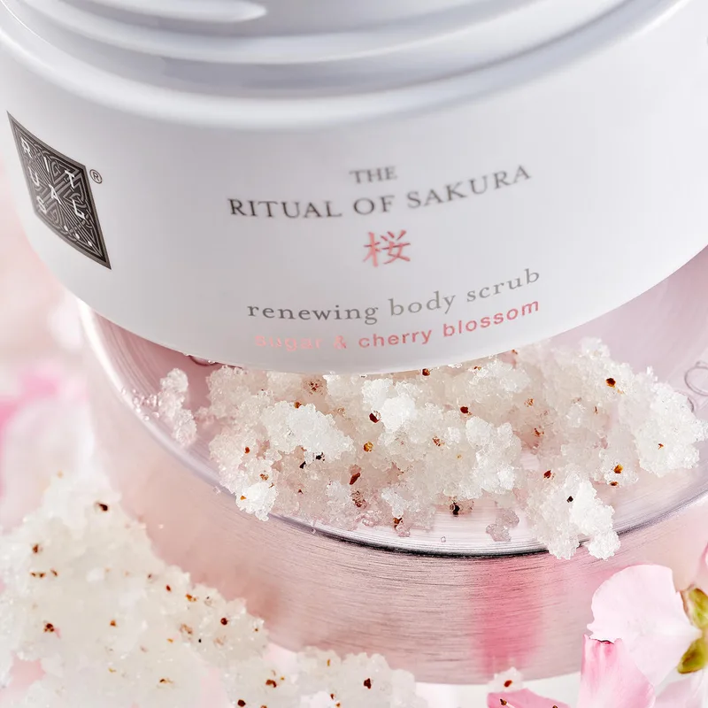 The Ritual of Sakura Body Scrub von Rituals – Produktfoto 3 von 5