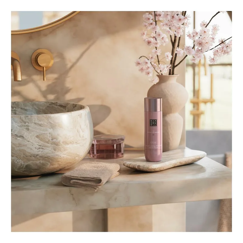 The Ritual of Sakura Shower Oil van Rituals – productfoto 3 van 4