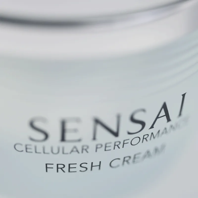 Cellular Performance Fresh Cream Gezichtscrème från Sensai i 40 ml – produktbild 2 av 5