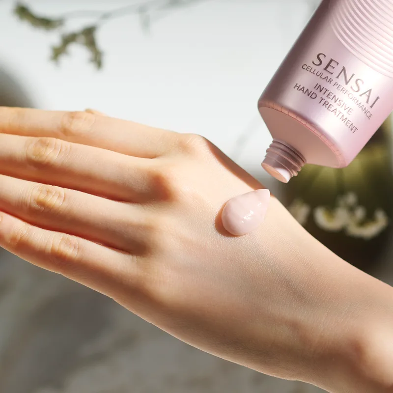 Cellular Performance Intensive Hand Treatment Handcrème von Sensai in 100 ml – Produktfoto 3 von 5