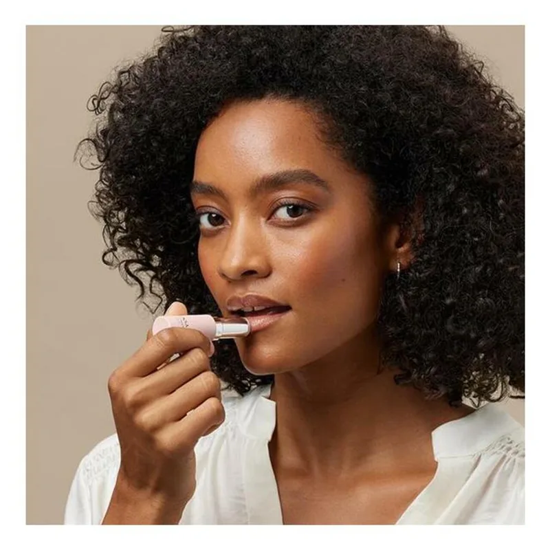 Expert Items Total Lip Treatment Stick Lippenbalsem fra Sensai i 5.2 g – produktbillede 3 af 5