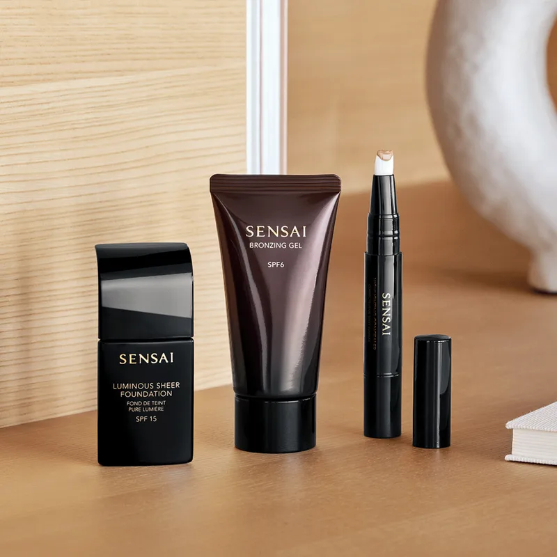 Foundations Bronzing Gel SPF6 - Copper Bronze Zelfbruinende gel fra Sensai i 50 ml – produktbillede 2 af 3