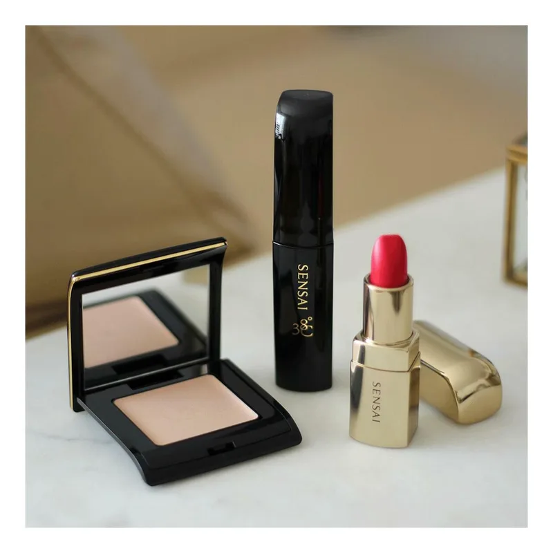 Highlighter Make-Up Foundations Supreme Illuminator fra Sensai i Supremeilluminator supreme illuminator – produktbillede 2 af 3