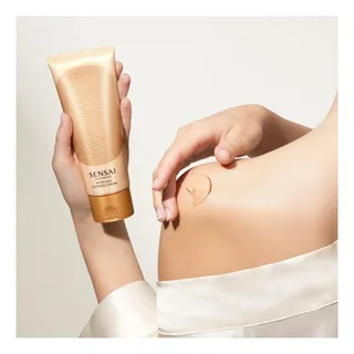 Silky Bronze After Sun Glowing Cream van Sensai in 150 ml – productfoto 3 van 3