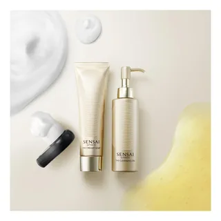 Ultimate The Creamy Soap Reinigingsschuim fra Sensai i 125 ml – produktbillede 4 af 4