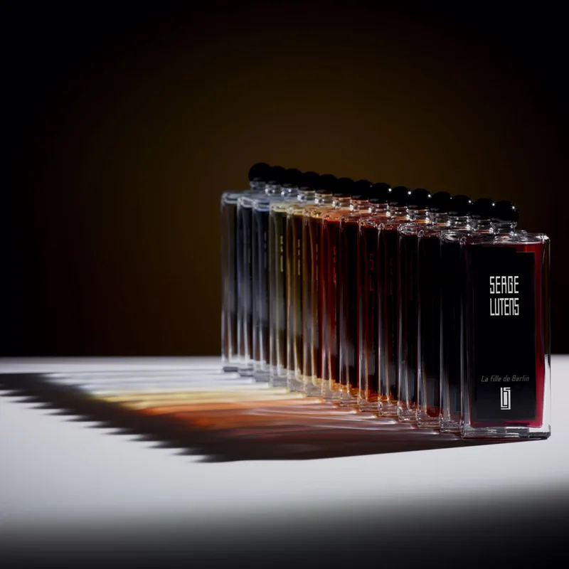 Un Bois Vanille Eau de Parfum Spray von Serge Lutens in 100 ml – Produktfoto 2 von 3