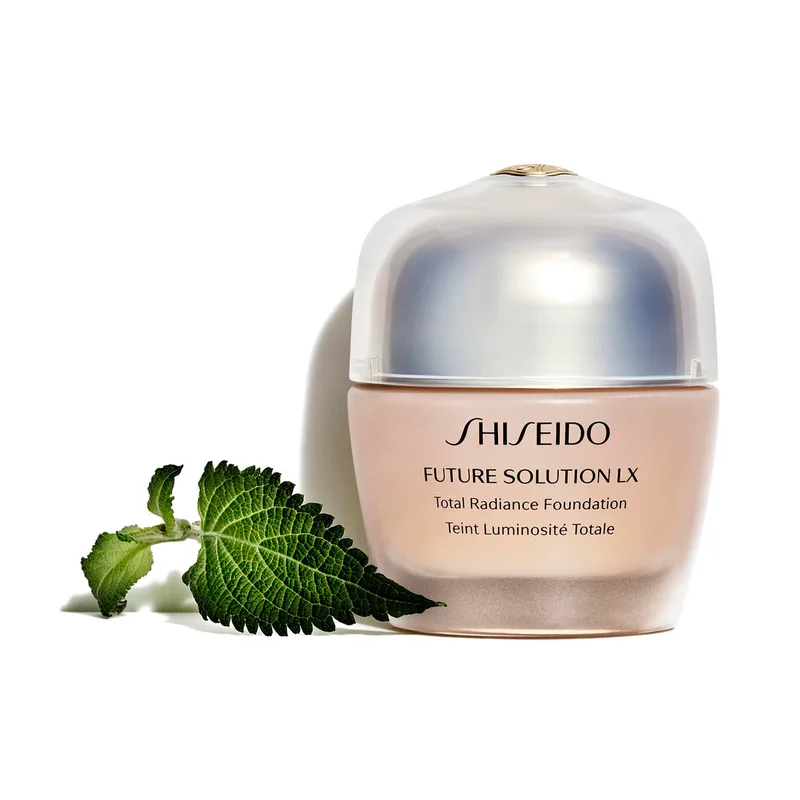 Future Solution LX Total Radiance Foundation SPF15 Make-Up 30 ml R3 Rose (L) de Shiseido en Rose – photo du produit 5 sur 5