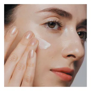Future Solution LX Total Regenerating Cream S Refill Gezichtscrème van Shiseido in 50 ml – productfoto 5 van 5