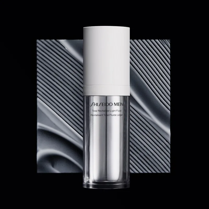 Men Total Revitalizer Fluid de Shiseido en 70 ml – photo du produit 2 sur 4