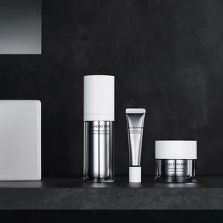 Total Revitalizer Eye Oogcrème von Shiseido in 15 ml – Produktfoto 2 von 5