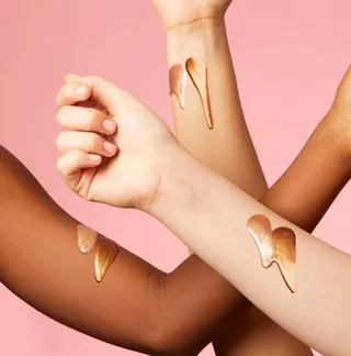 Körperöl GlowMotions Copacabana Bronze Glow Oil fra Sol de Janeiro i 75 ml – produktbillede 2 af 2