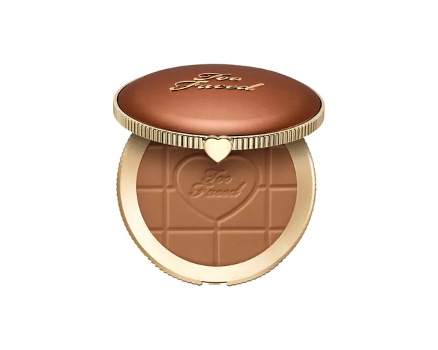 Bronzer CHOCOLATE SOLEIL BLURRING MATTE BRONZER