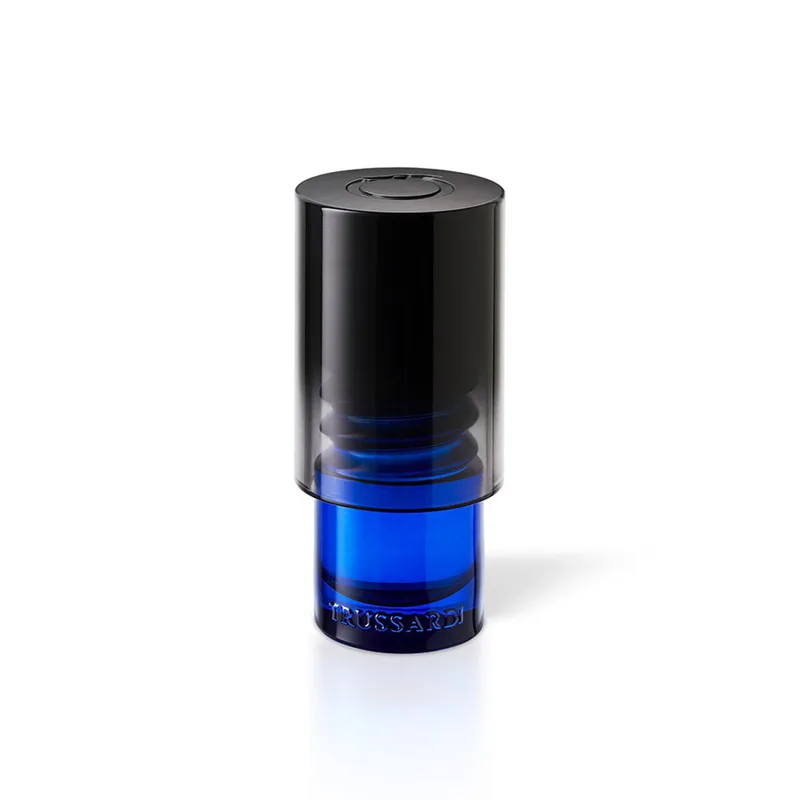 Primo Notte Blu Eau De Parfum Spray von Trussardi in 30 ml – Produktfoto 2 von 5