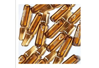 Gesichtspeeling LIFTACTIV Specialist Glyco-C Peeling Ampullen 30x2,0 ml, Intensivkur für strahlende, glattere Haut und verfeinertes Hautbild van Vichy – productfoto 3 van 5